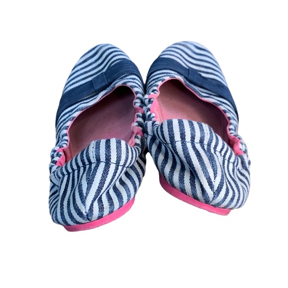 3/$25 Keens Little Girl Size 3 Vertical  Blue & White Stripe with Bow Flats - Picture 4 of 5